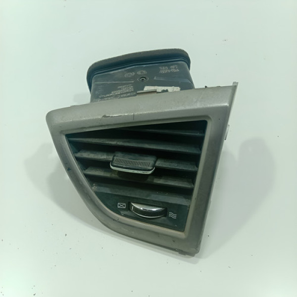 Difusor De Ar Lanteral Esquerdo Hyundai Veloster 1.6 2011/14