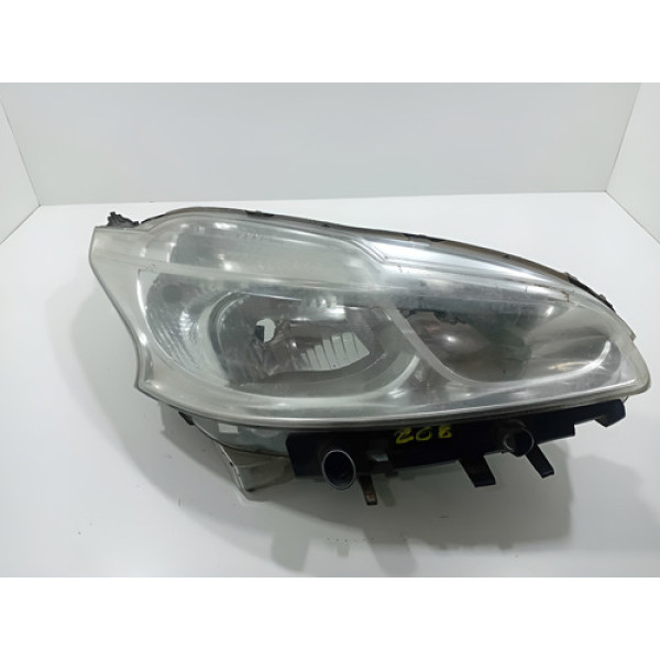 Farol Lado Direito Peugeot 208 2012 A 2016 Com Detalhes - Direito/passageiro