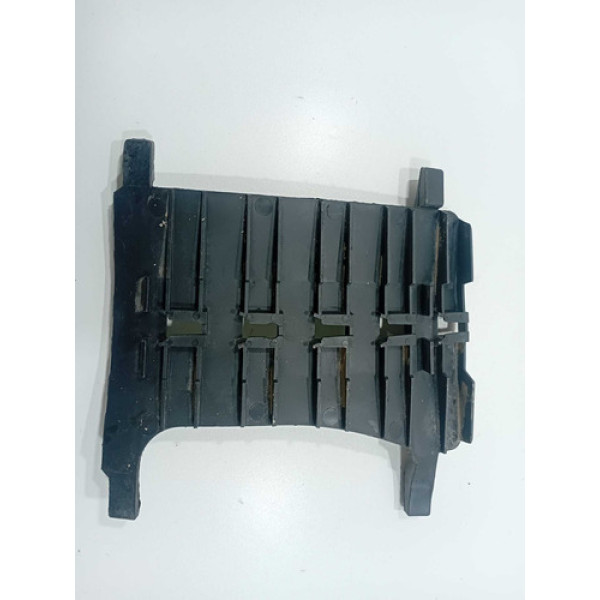 Guia Suporte Do Parachoque Traseiro Direito Ford Ka 2000