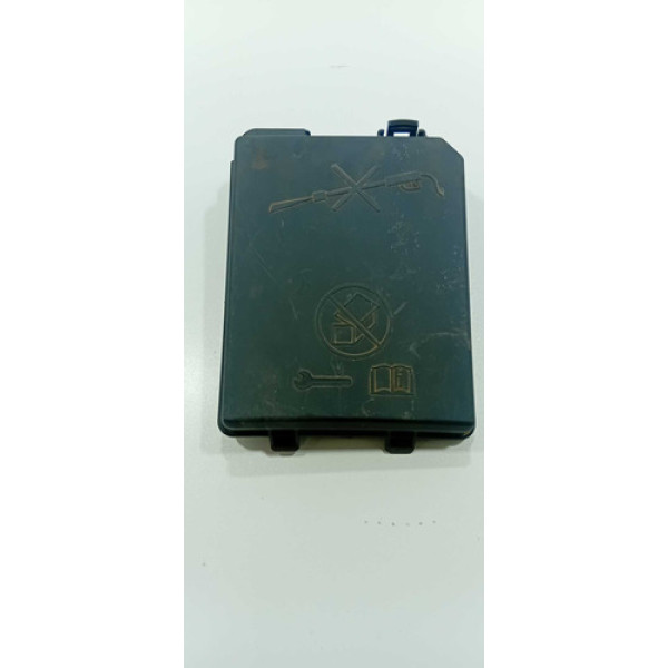 Tampa Da Caixa De Fusível Chevrolet Tracker