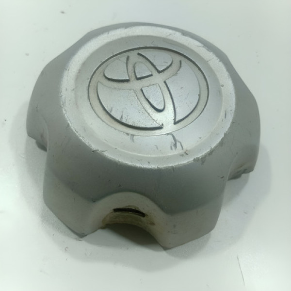 Calota Roda Toyota Hilux 2009/2010 Original 1426030k050 - Prata