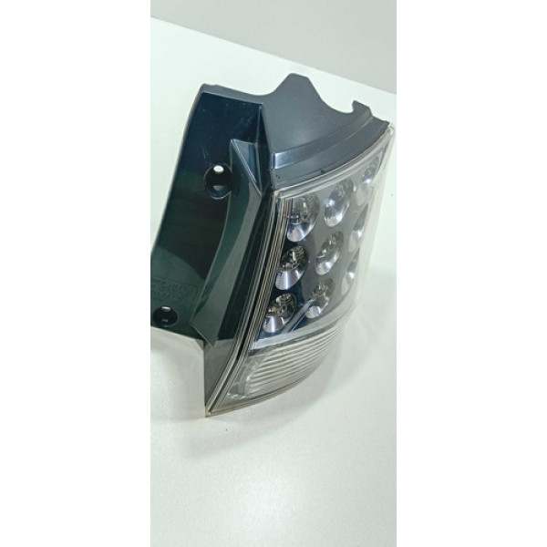 Lanterna Traseira Direita Outlander 2011/2013 Led Paralela Esquerdo/motorista Branca