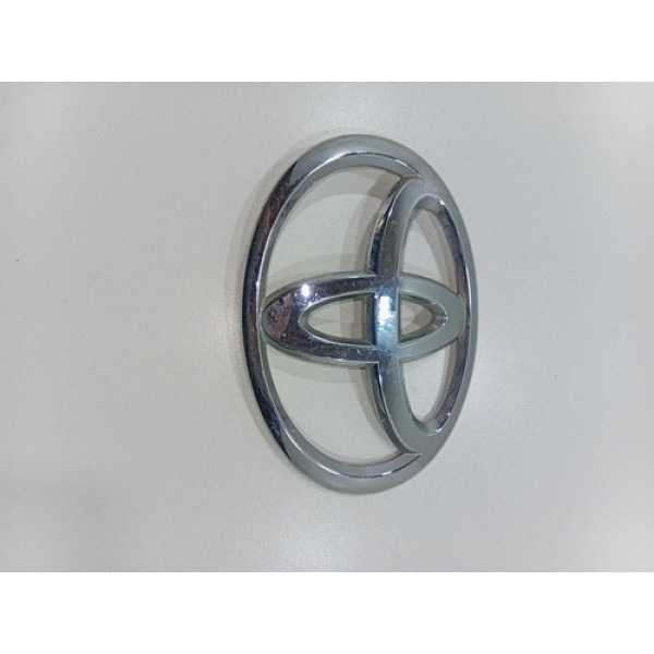 Emblema Grade Corolla 2009/2014 Original 7531102220
