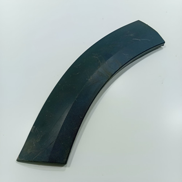 Moldura Acabamento Parachoque Dianteiro Esquerdo Vw Up Tsi Preto