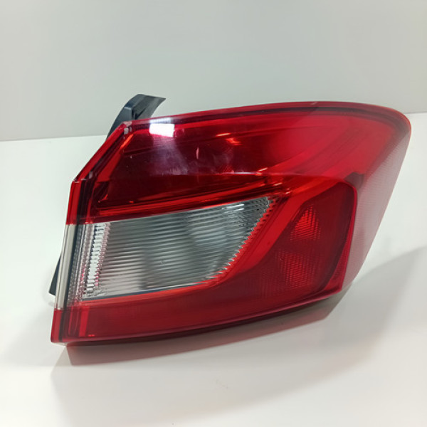 Lanterna Traseira Direita Chevrolet Cruze Sedan 2017/2023 Or - Direito/passageiro - Vermelha