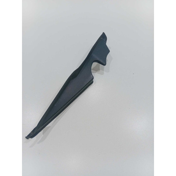 Moldura Acabamento Churrasqueira Direito Megane 2006 2013