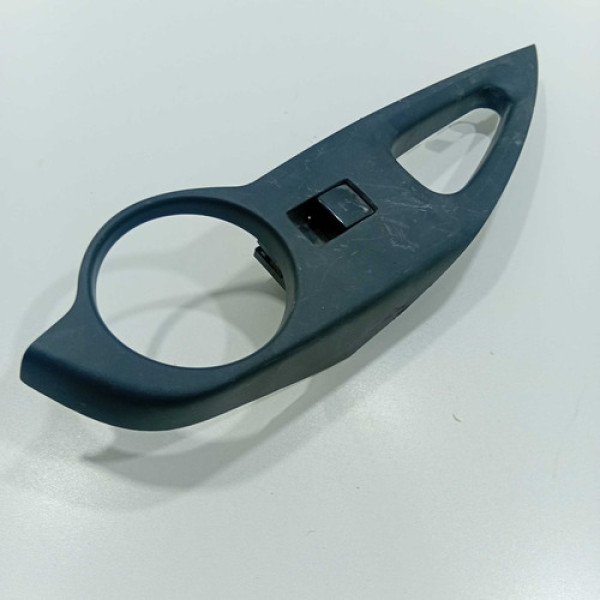 Moldura Botão Vidro Traseira Esquerda Toyota Corolla Cross