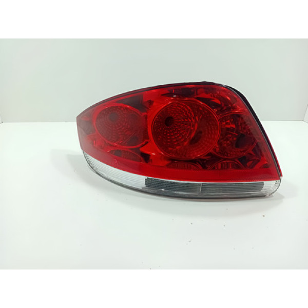 Lanterna Lado Esquerdo Fiat Linea 2009 A 2012 Origonal Esquerdo/motorista Vermelho