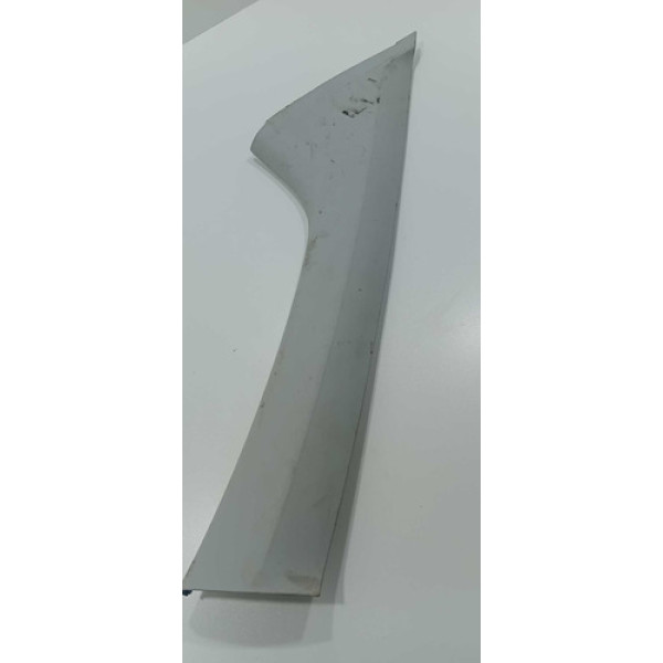 Molduara Coluna Direita Parabrisa Volkswagen Up 2019