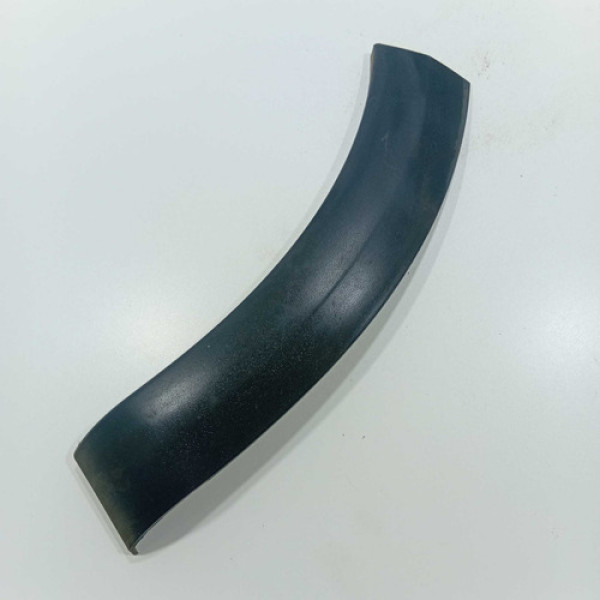 Moldura Para-choque Dianteiro Vw Saveiro 2009/2013 Original Preto