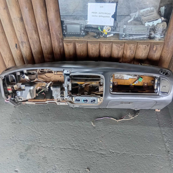 Capa Painel Ford Ranger 3.0 2005/2010 Original Cinza Animal Print