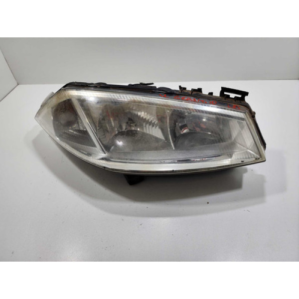 Farol Direito Renault Megane 2008 2009 2010 (detalhes) Direito/passageiro