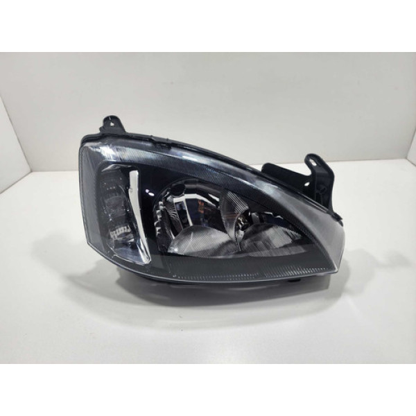 Farol Direito Chevrolet Corsa Montana 2006 2007 2008 2009 Direito/passageiro