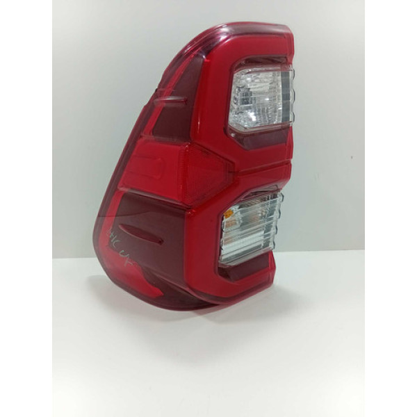 Lanterna Traseira Esquerda Com Led Toyota Hilux 2016/24 Orig Água Esquerdo/motorista