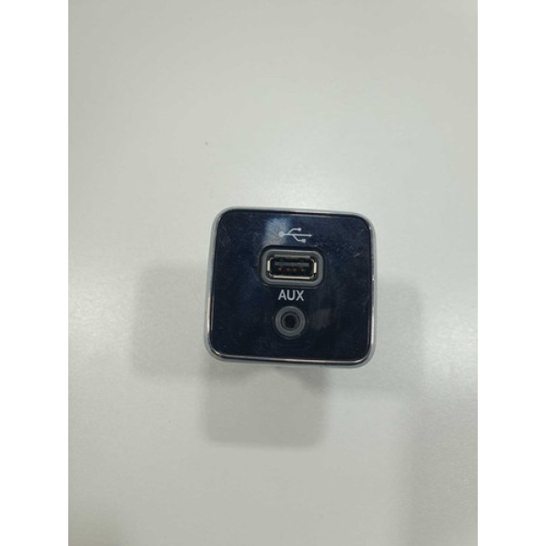 Entrada Usb Auxiliar Fiat Toro 2021 2022