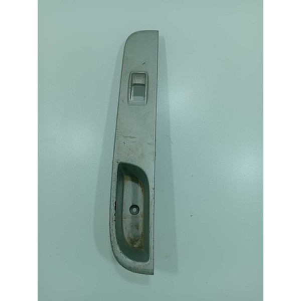 Moldura Puxador Porta Dianteira Direita L200 Triton Mn123948 - Cinza