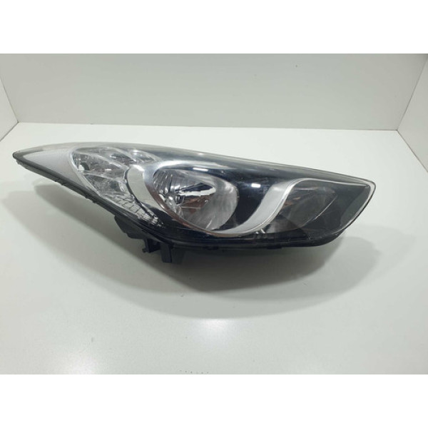 Farol Direito Hyundai Elantra 2013 2014 92102-3x Direito/passageiro