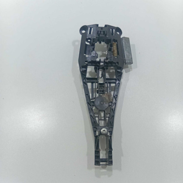 Suporte Maçaneta Direita Traseira Chevrolet S10 2016/2023 Dianteira/traseira