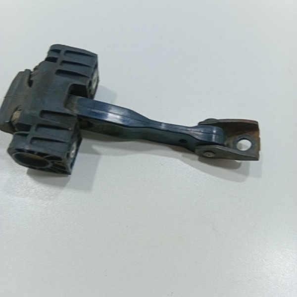 Limitador Porta Dianteira Direita Volkswagen Voyage 2011