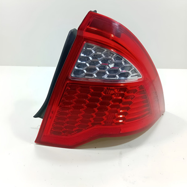 Lanterna Direita Ford Fusion 2010/2012 9e5313b504a Direito/passageiro Vermelha