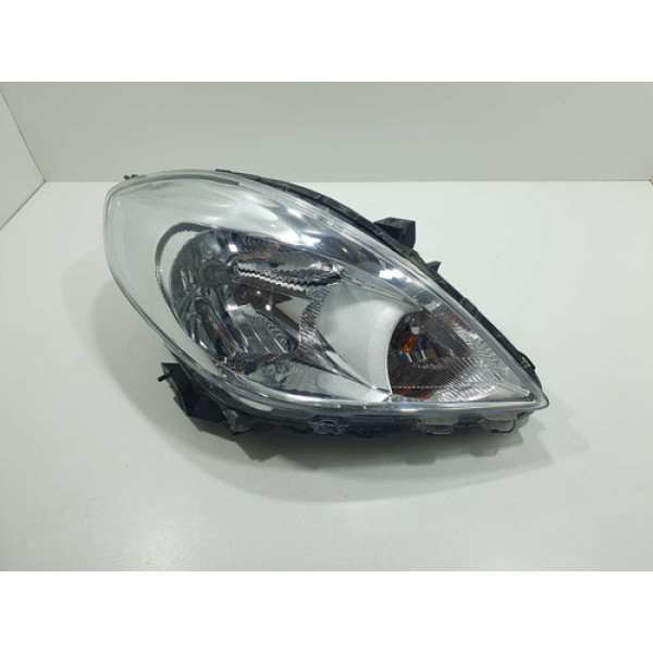 Farol Direito Nissan Versa 2012 2013 2014 260103ba0b Direito/passageiro