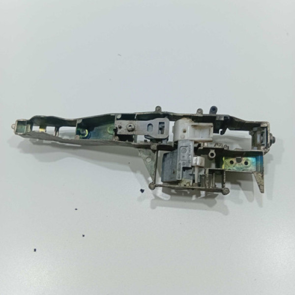 Suporte Maçaneta Externa Traseira Esquerda 208 2013/2019 Dianteira